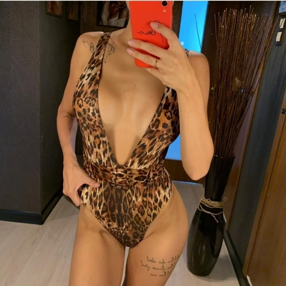 New Leopard Print Belted Plunge V-neck One piece Swimsuit Size L